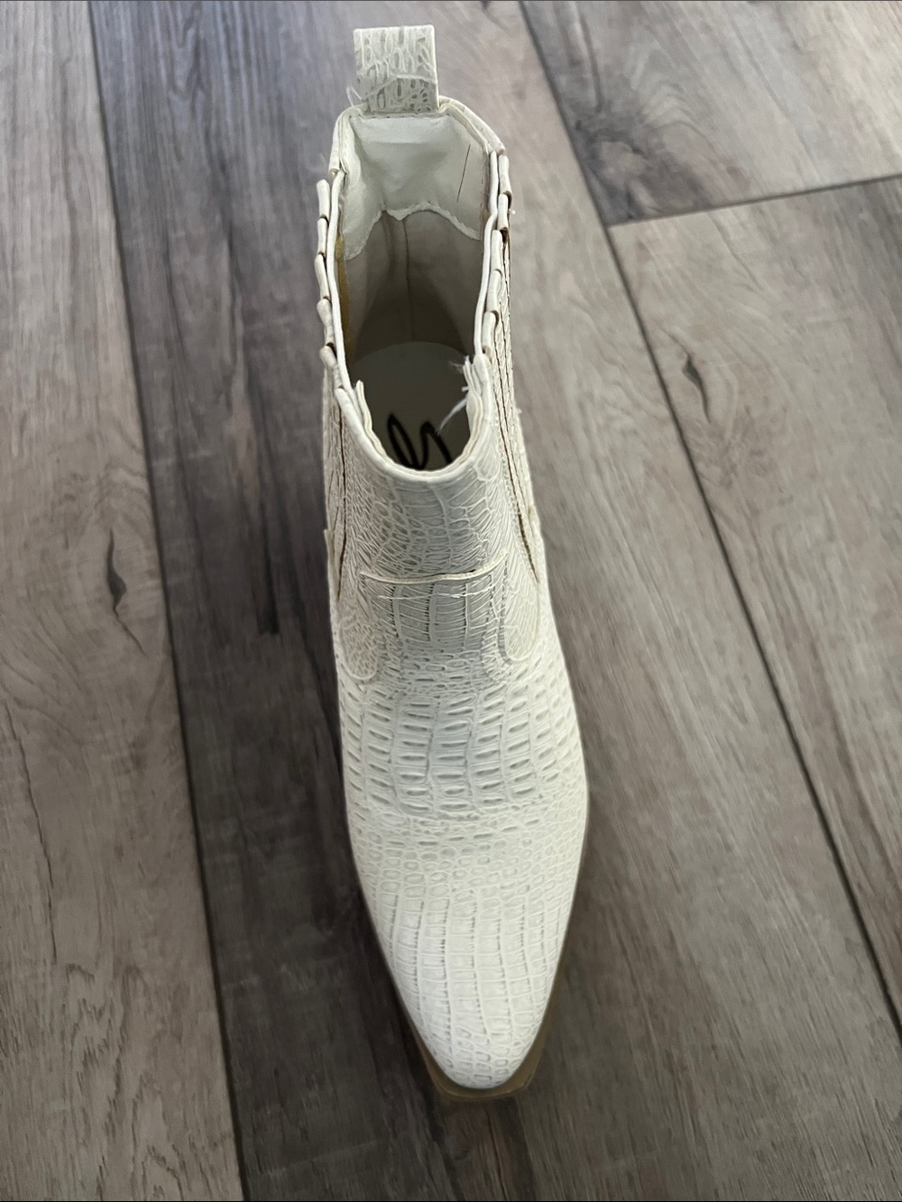 Seven7 Cream Croc-Embossed Block Heel Ankle Boots - Picture 3 of 4